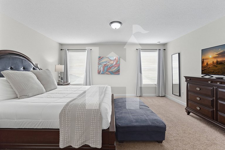 Vacation Home Near Disney, 6 bedrooms