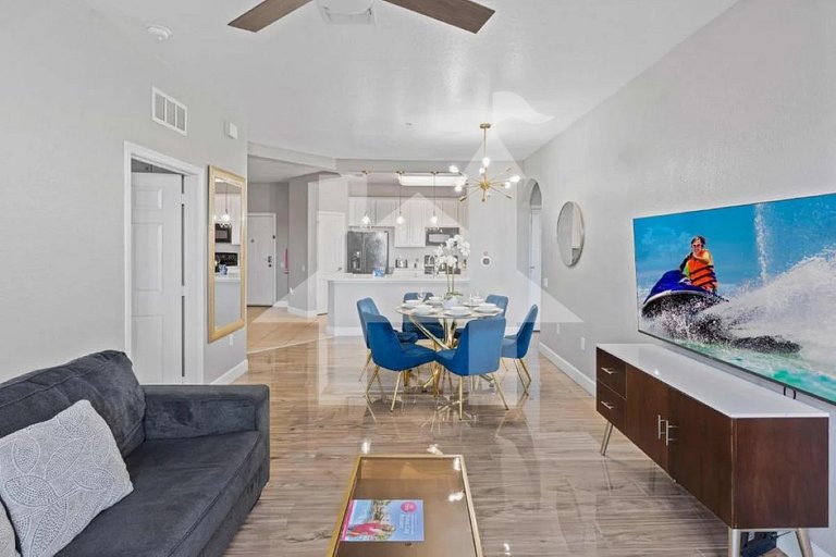 Modern 3BR Condo at Vista Cay – Near Disney