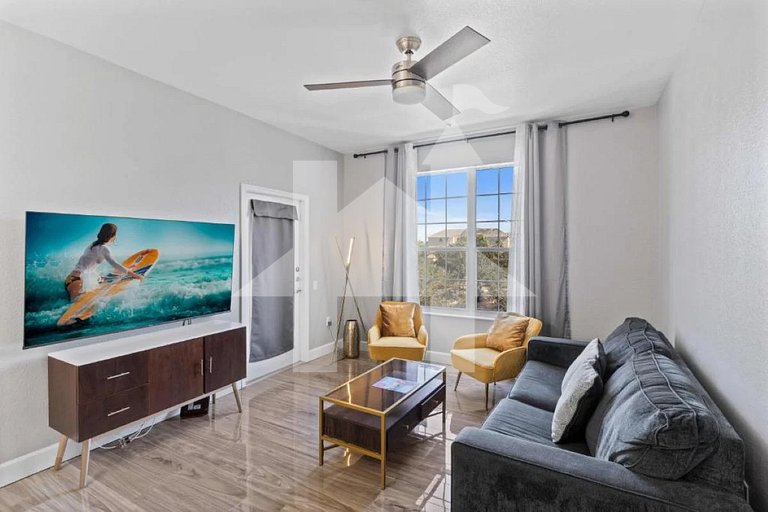 Modern 3BR Condo at Vista Cay – Near Disney