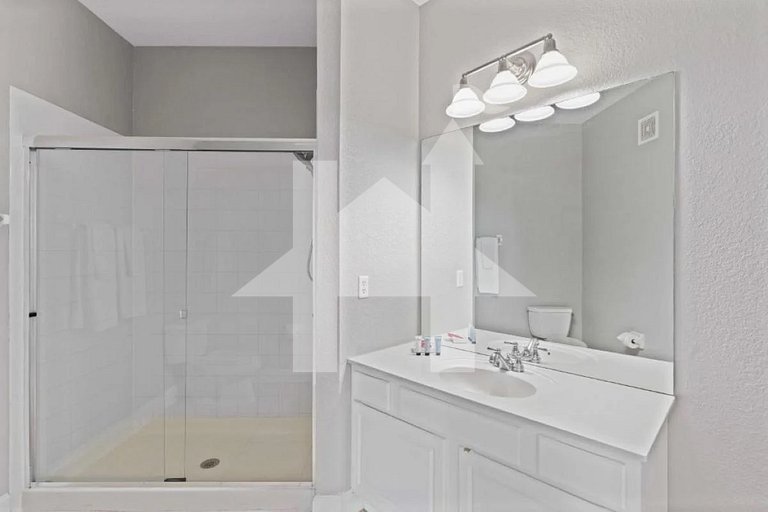 Modern 3BR Condo at Vista Cay – Near Disney