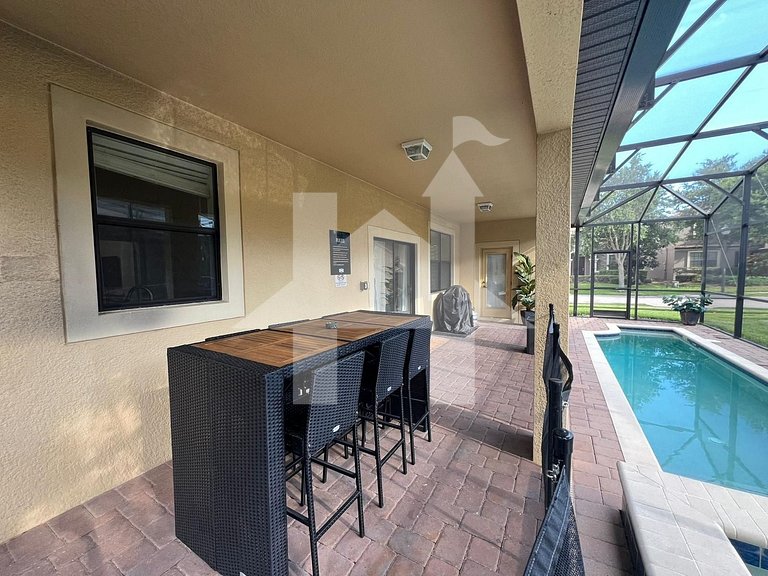 Vacation Home Near Disney, 6 bedrooms