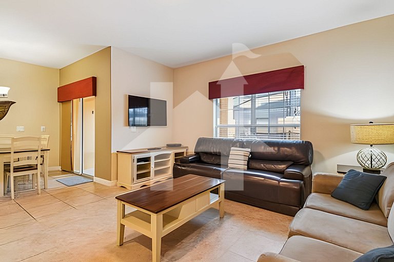 Vacation Home Near Disney, 4 bedrooms