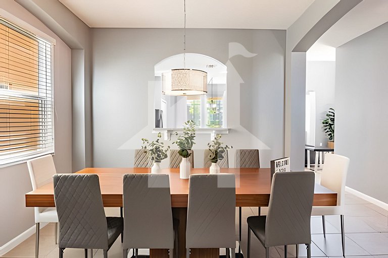 Solterra 6BR, 4 enSuites, Pool & Game Room