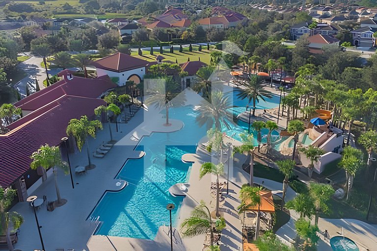 Solterra 6BR, 4 enSuites, Pool & Game Room