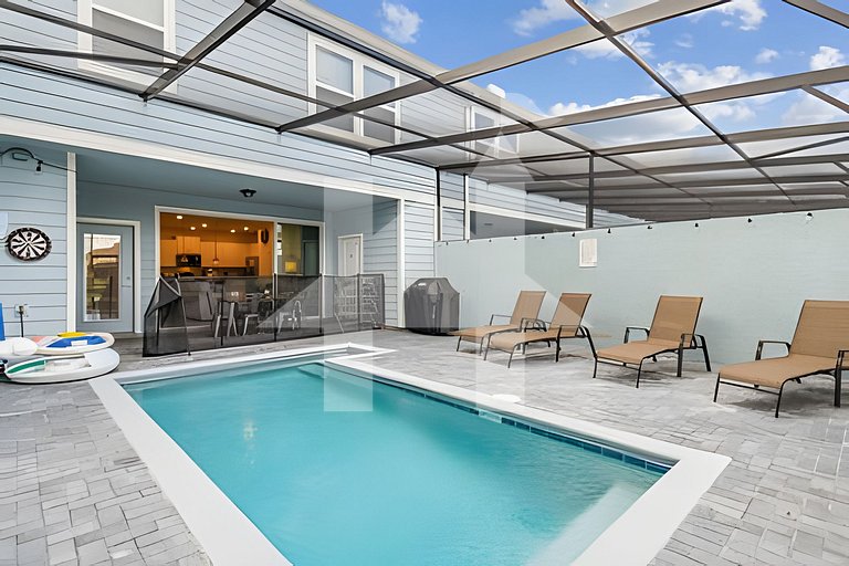 Vacation Home Near Disney, 5 bedrooms