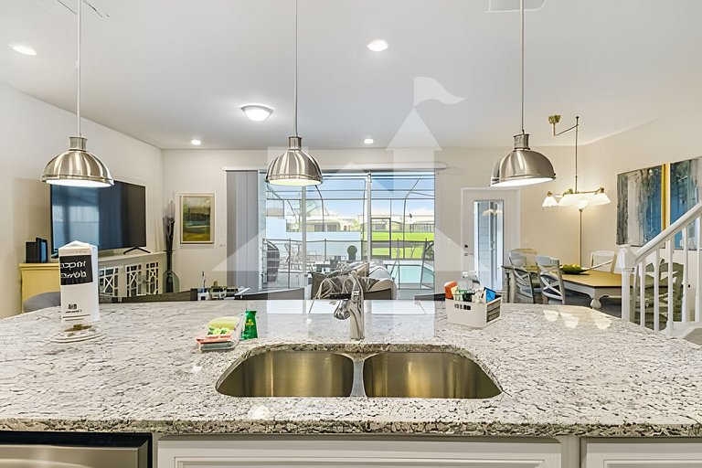 Vacation Home Near Disney, 5 bedrooms