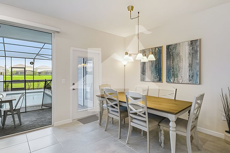 Vacation Home Near Disney, 5 bedrooms