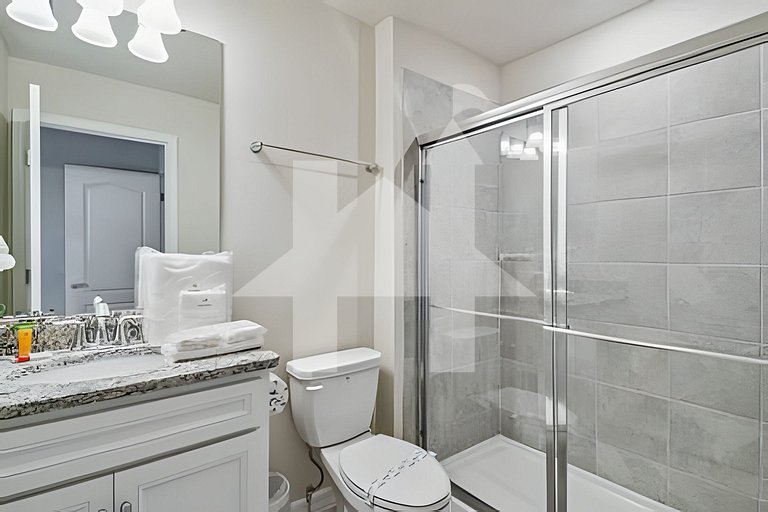 Vacation Home Near Disney, 5 bedrooms