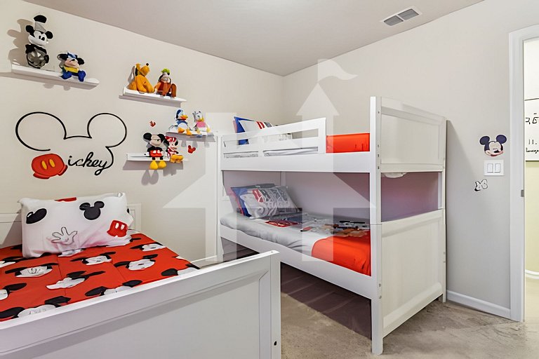 Vacation Home Near Disney, 5 bedrooms