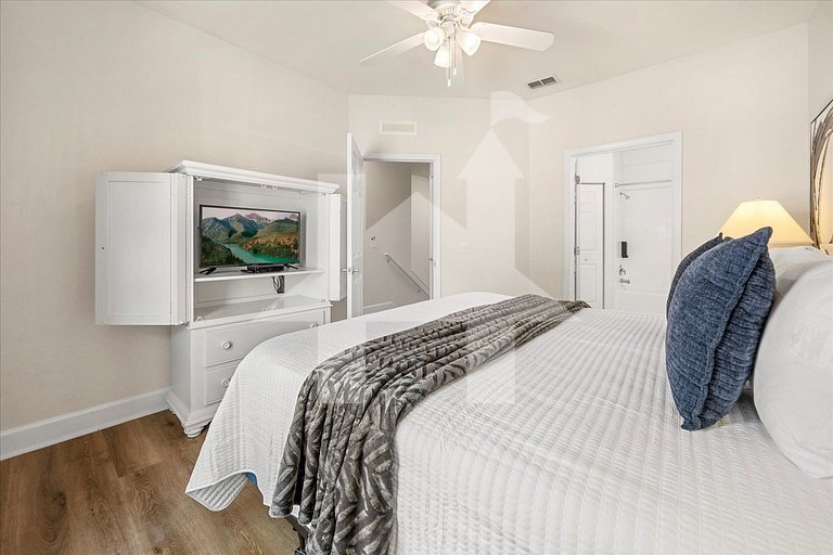 Vacation Home Near Disney, 4 bedrooms