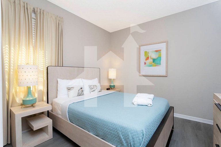 Family Home w/ Pool 9BR Near Disney