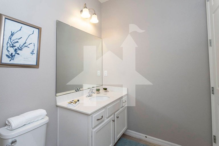 Family Home w/ Pool 9BR Near Disney