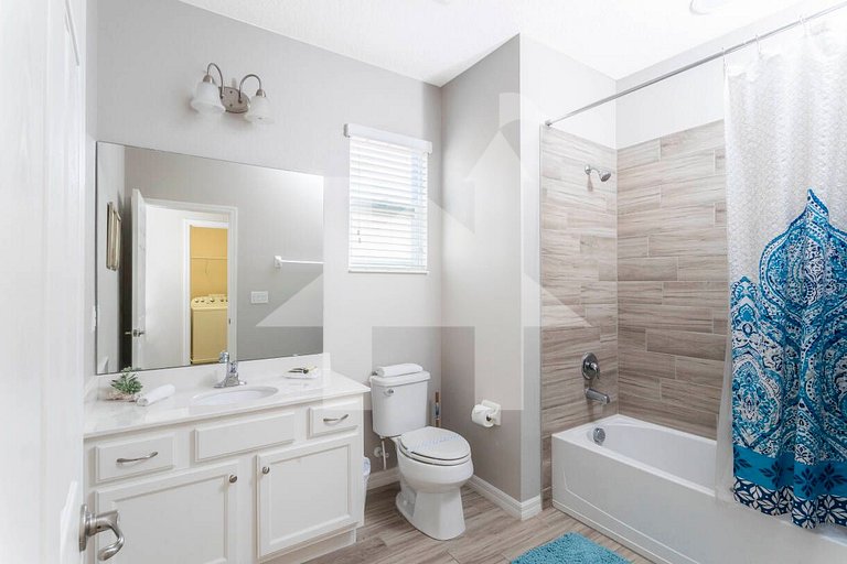 Family Home w/ Pool 9BR Near Disney