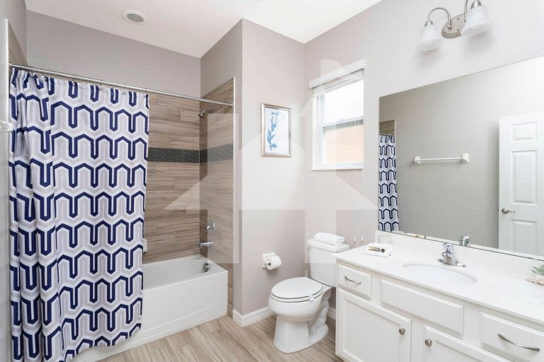 Family Home w/ Pool 9BR Near Disney