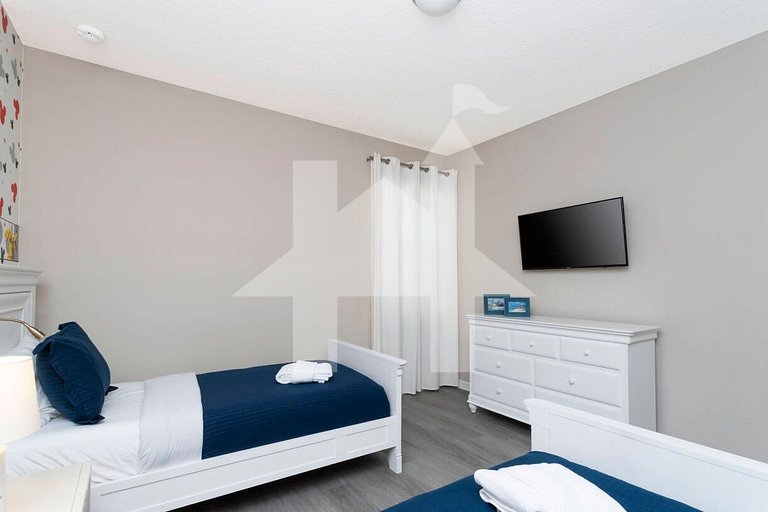 Casa Familiar c/ Piscina 9 Quartos Perto Disney