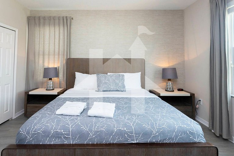 Family Home w/ Pool 9BR Near Disney