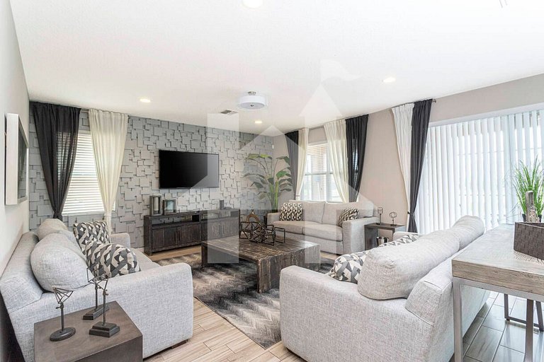 Casa Familiar c/ Piscina 9 Quartos Perto Disney