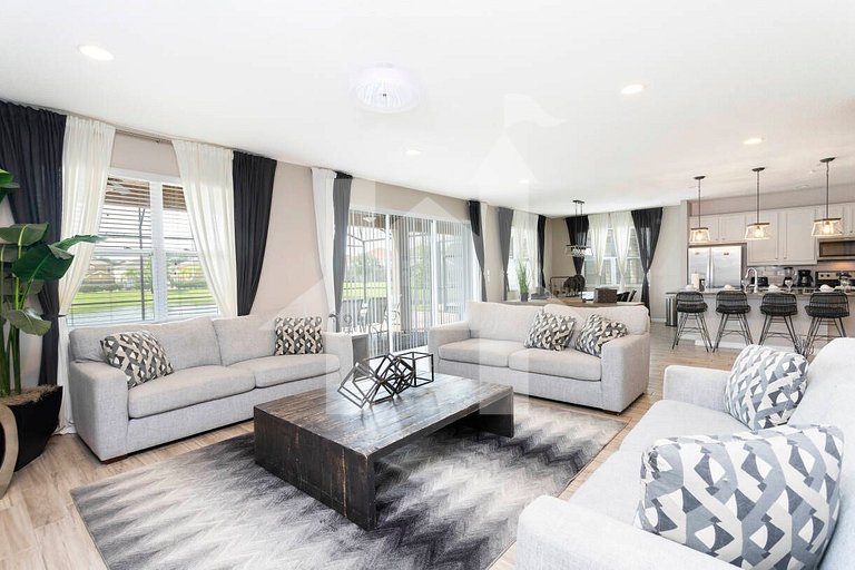 Casa Familiar c/ Piscina 9 Quartos Perto Disney