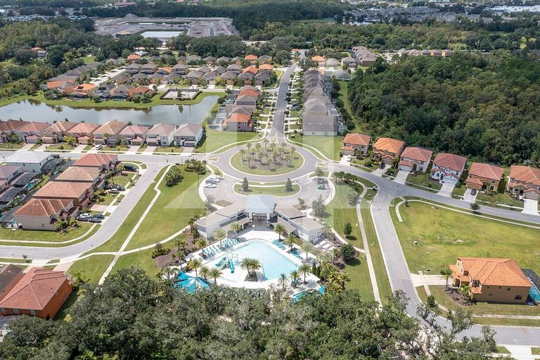 Casa Familiar c/ Piscina 9 Quartos Perto Disney