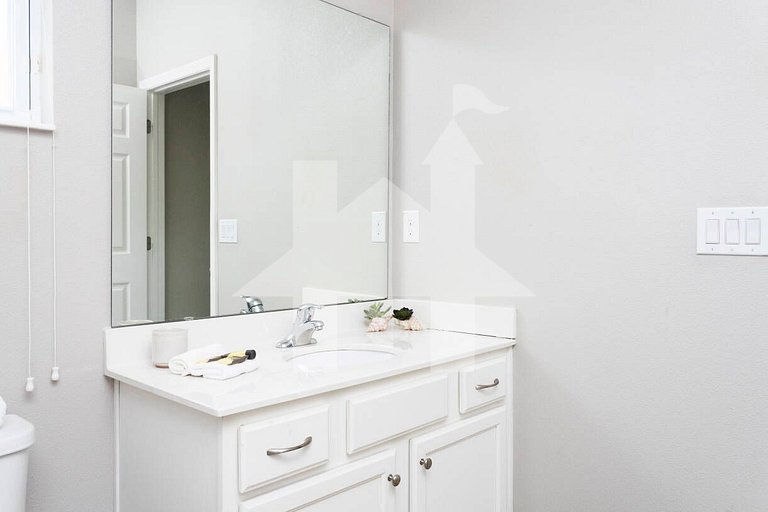 Family Home w/ Pool 9BR Near Disney