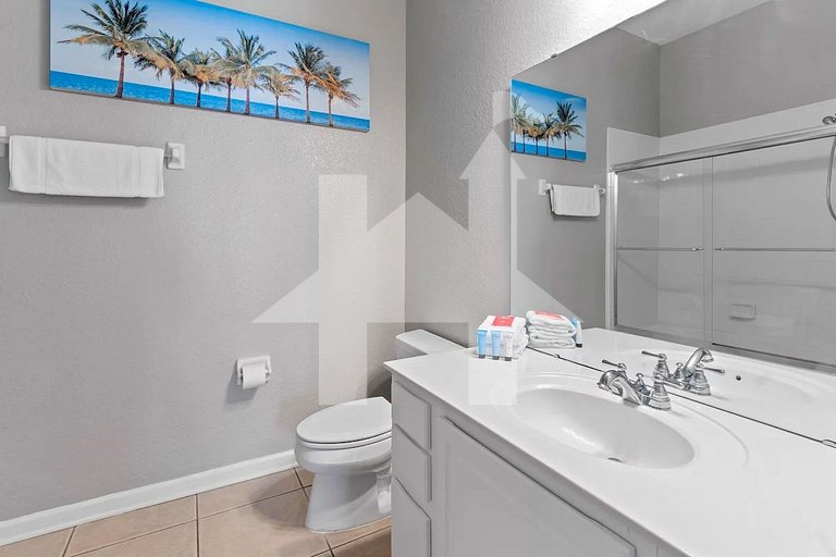 Spacious 4BR Condo at Vista Cay Resort