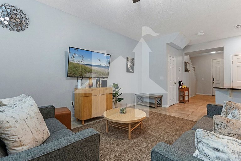 Vacation Home Near Disney, 4 bedrooms