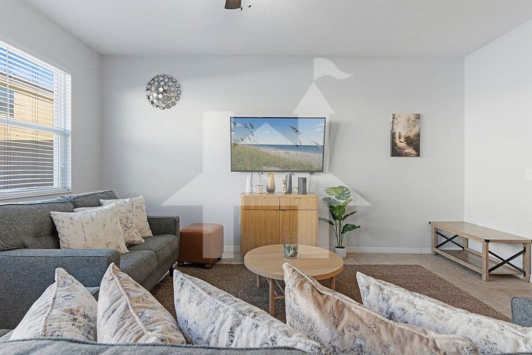 Vacation Home Near Disney, 4 bedrooms