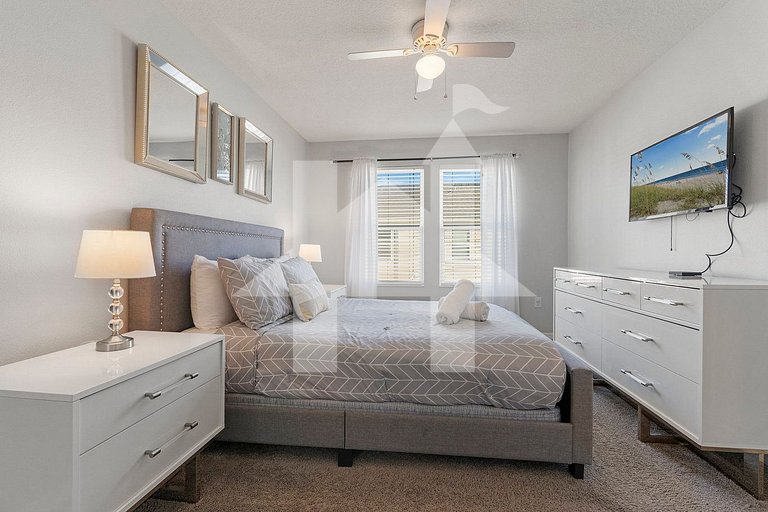 Vacation Home Near Disney, 4 bedrooms