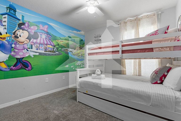 Vacation Home Near Disney, 4 bedrooms