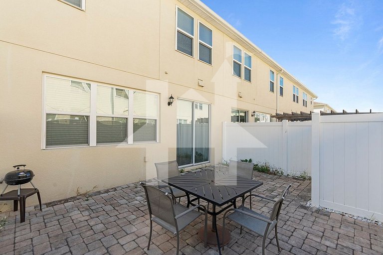 Vacation Home Near Disney, 4 bedrooms