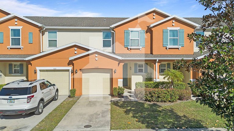 Vacation Home Near Disney, 4 bedrooms