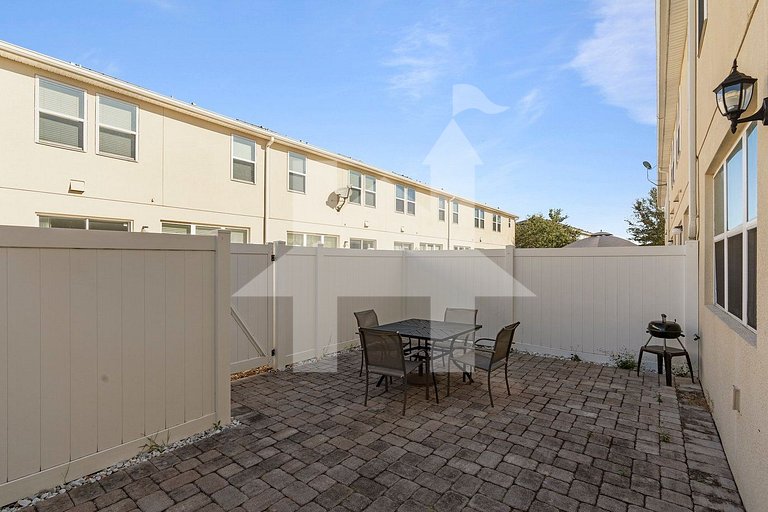 Vacation Home Near Disney, 4 bedrooms