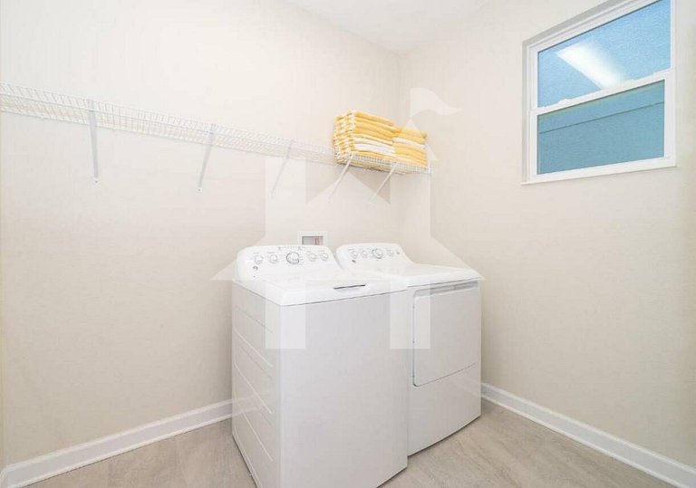 Vacation Home Near Disney, 6 bedrooms