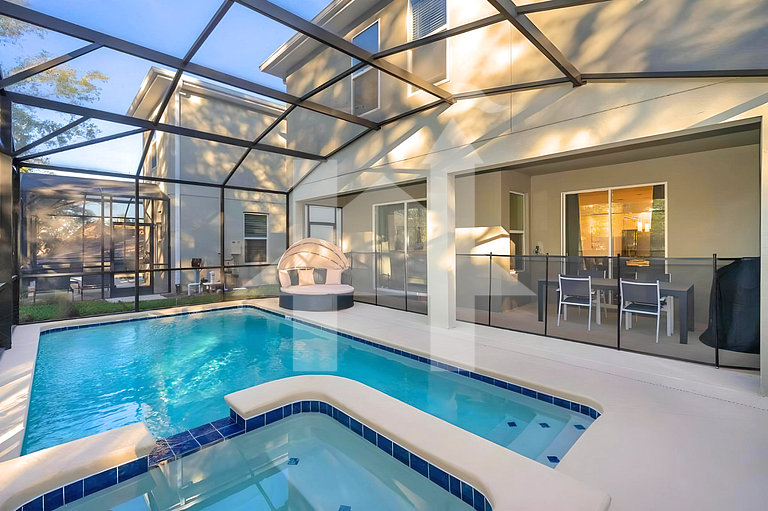 Vacation Home Near Disney, 6 bedrooms