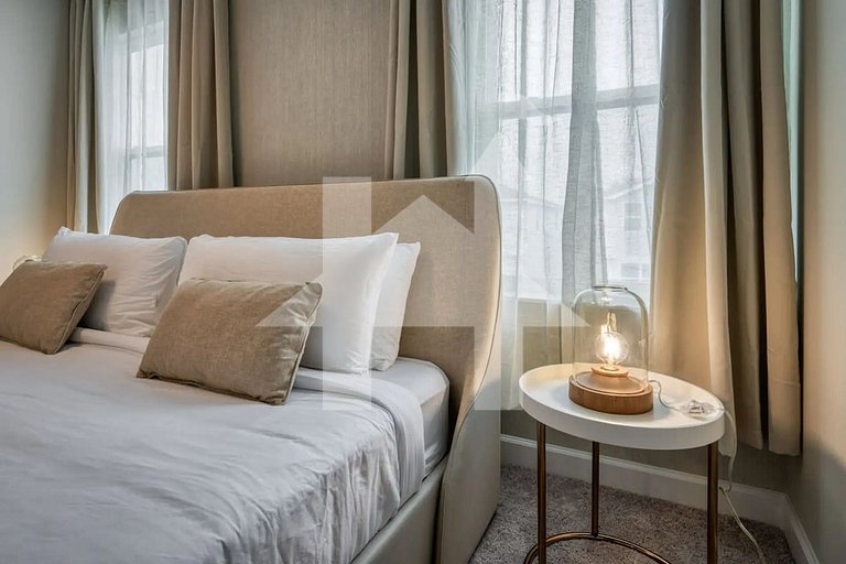 Vacation Home Near Disney, 4 bedrooms