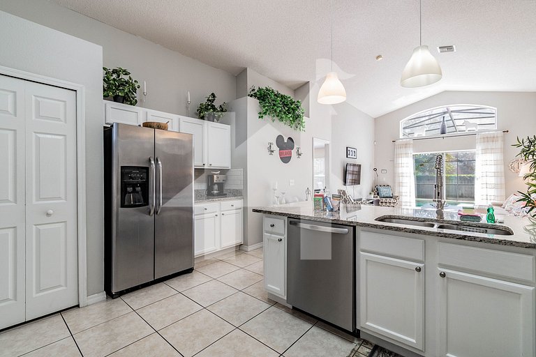 Vacation Home Near Disney, 5 bedrooms