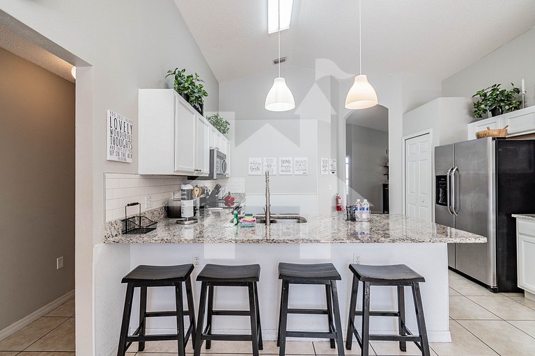 Vacation Home Near Disney, 5 bedrooms