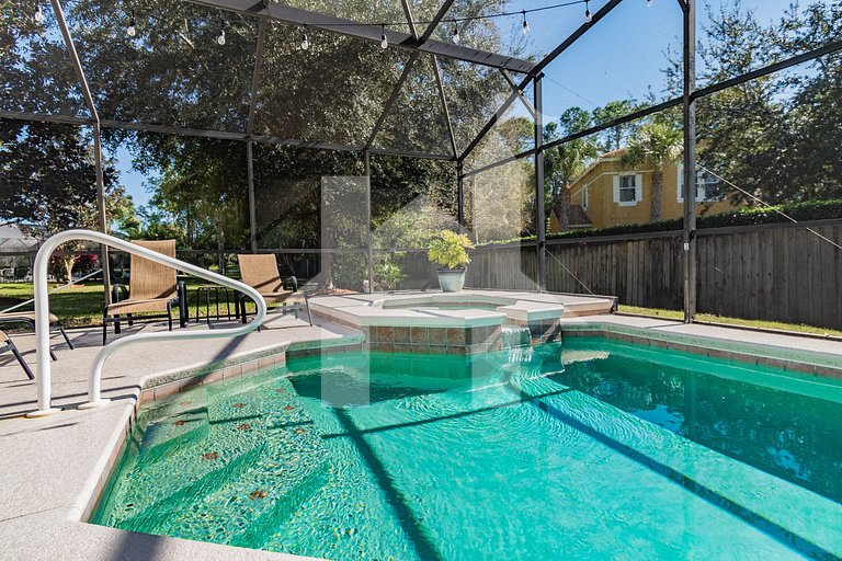 Vacation Home Near Disney, 5 bedrooms