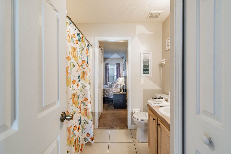 Vacation Home Near Disney, 5 bedrooms