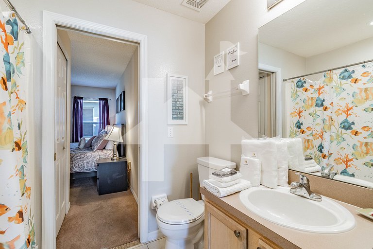 Vacation Home Near Disney, 5 bedrooms