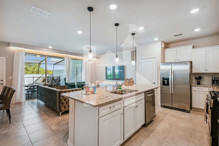 Vacation Home Near Disney, 5 bedrooms