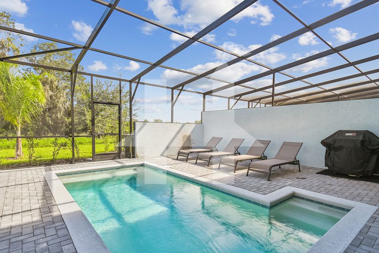 Vacation Home Near Disney, 5 bedrooms