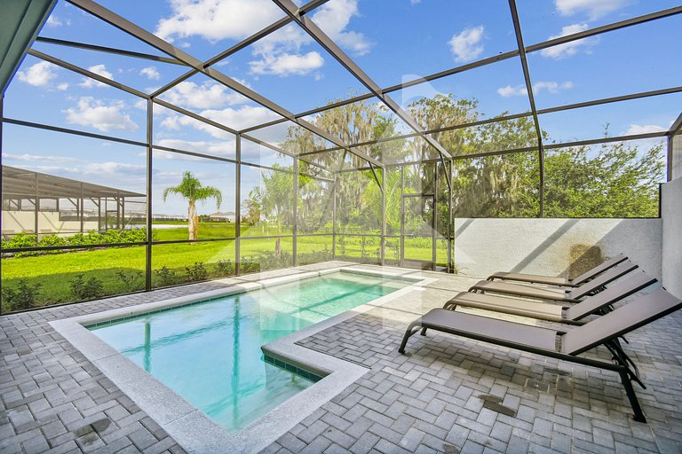 Vacation Home Near Disney, 5 bedrooms