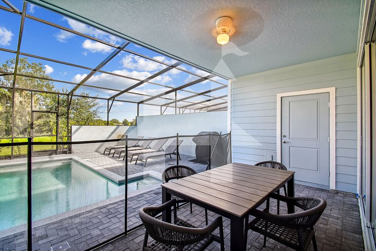 Vacation Home Near Disney, 5 bedrooms