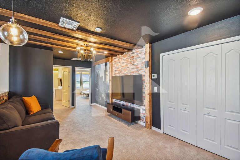 Vacation Home Near Disney, 5 bedrooms