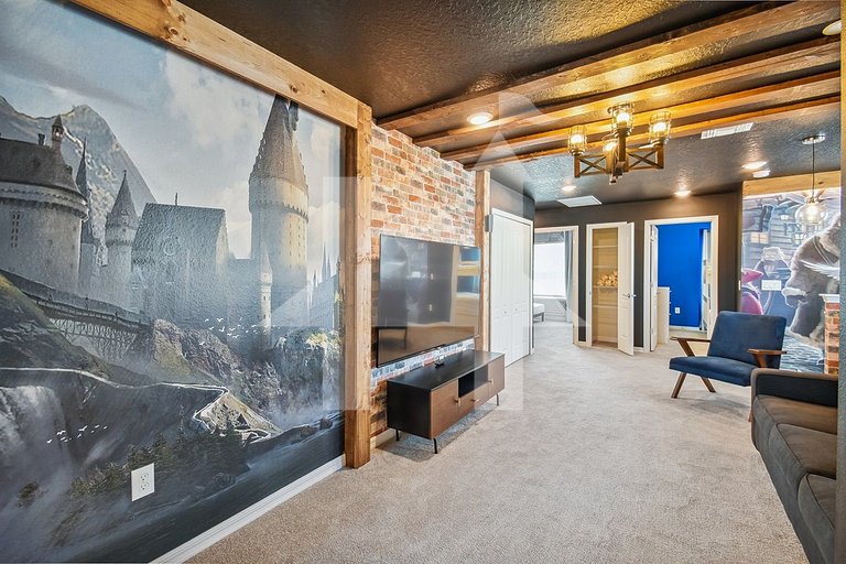 Vacation Home Near Disney, 5 bedrooms