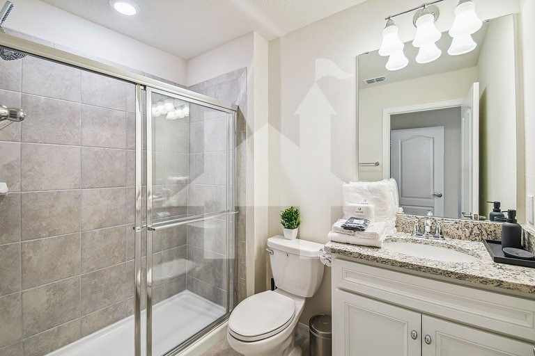 Vacation Home Near Disney, 5 bedrooms