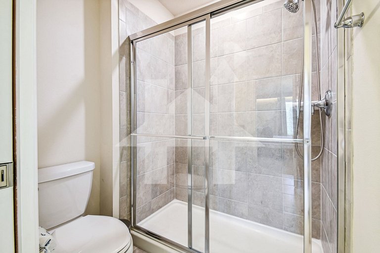 Vacation Home Near Disney, 5 bedrooms