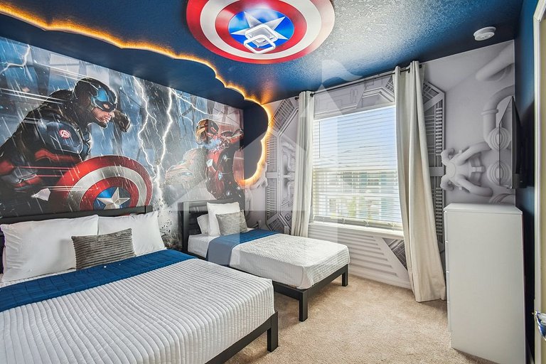 Vacation Home Near Disney, 5 bedrooms