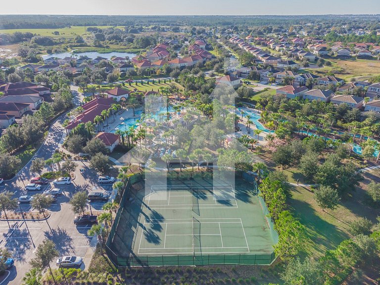 Vacation Home Near Disney, 5 bedrooms